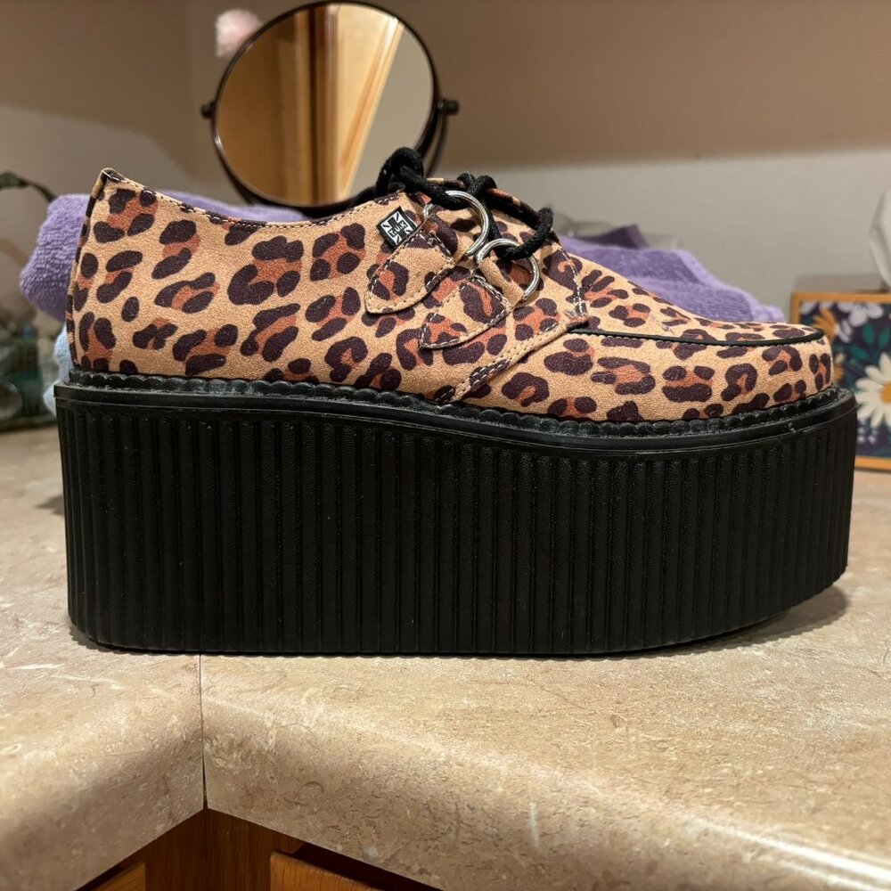 T.U.K. Leopard Fabric Classic Stratocreeper